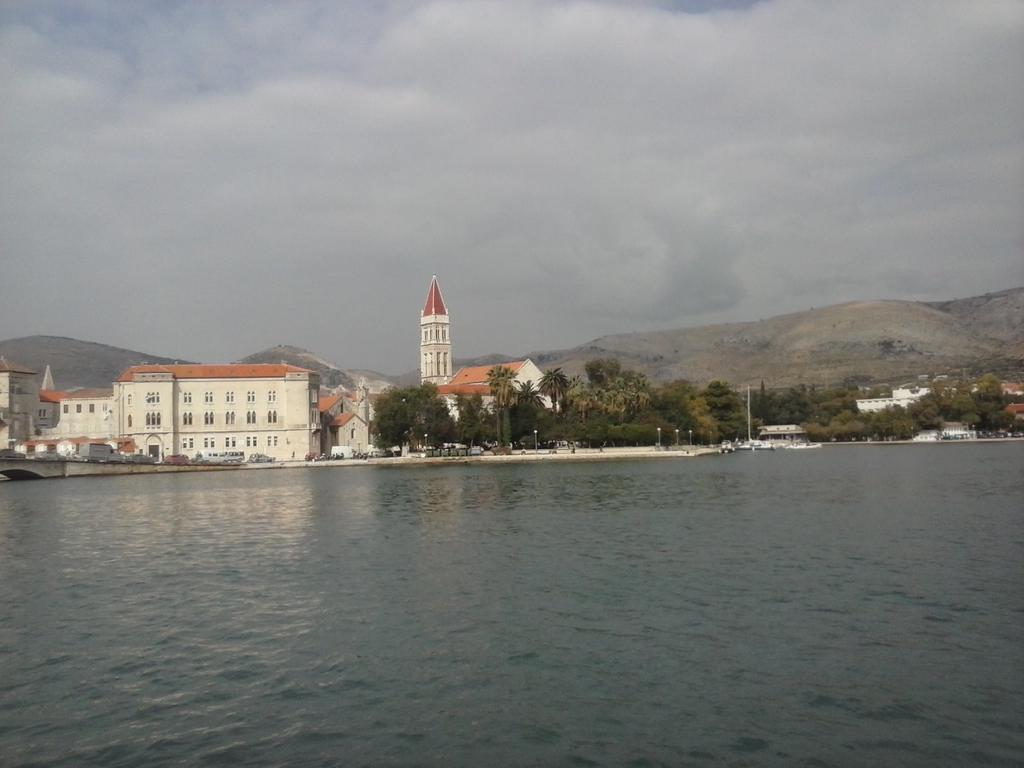 Apartment Meri Trogir Exteriér fotografie